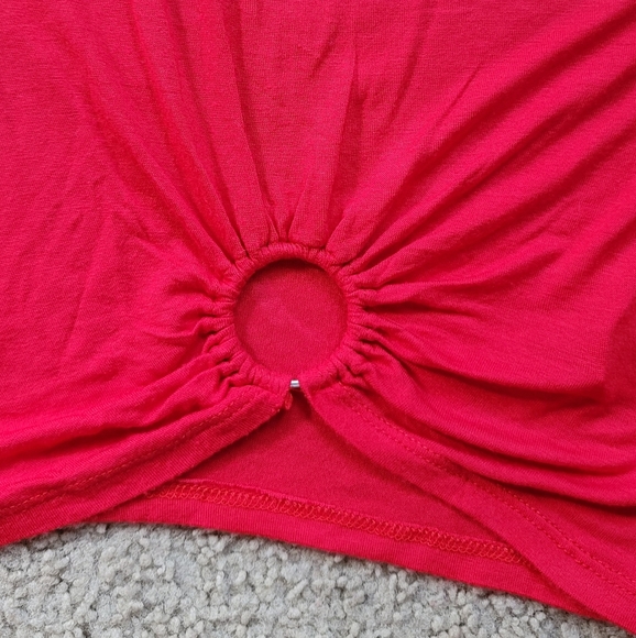 Red crop top ♥ Medium - Picture 4 of 4
